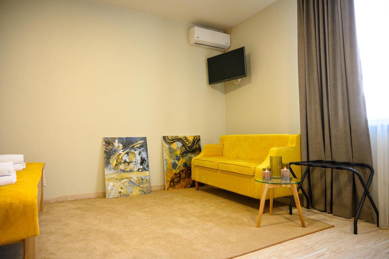 Space Apart Hotel Łuck Zewnętrze zdjęcie