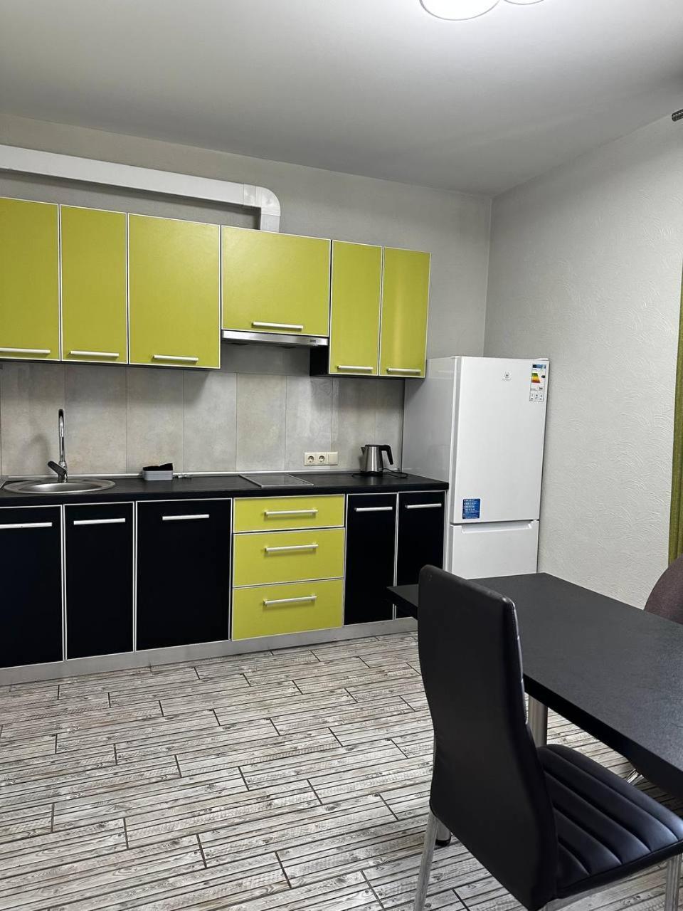 Space Apart Hotel Łuck Pokój zdjęcie