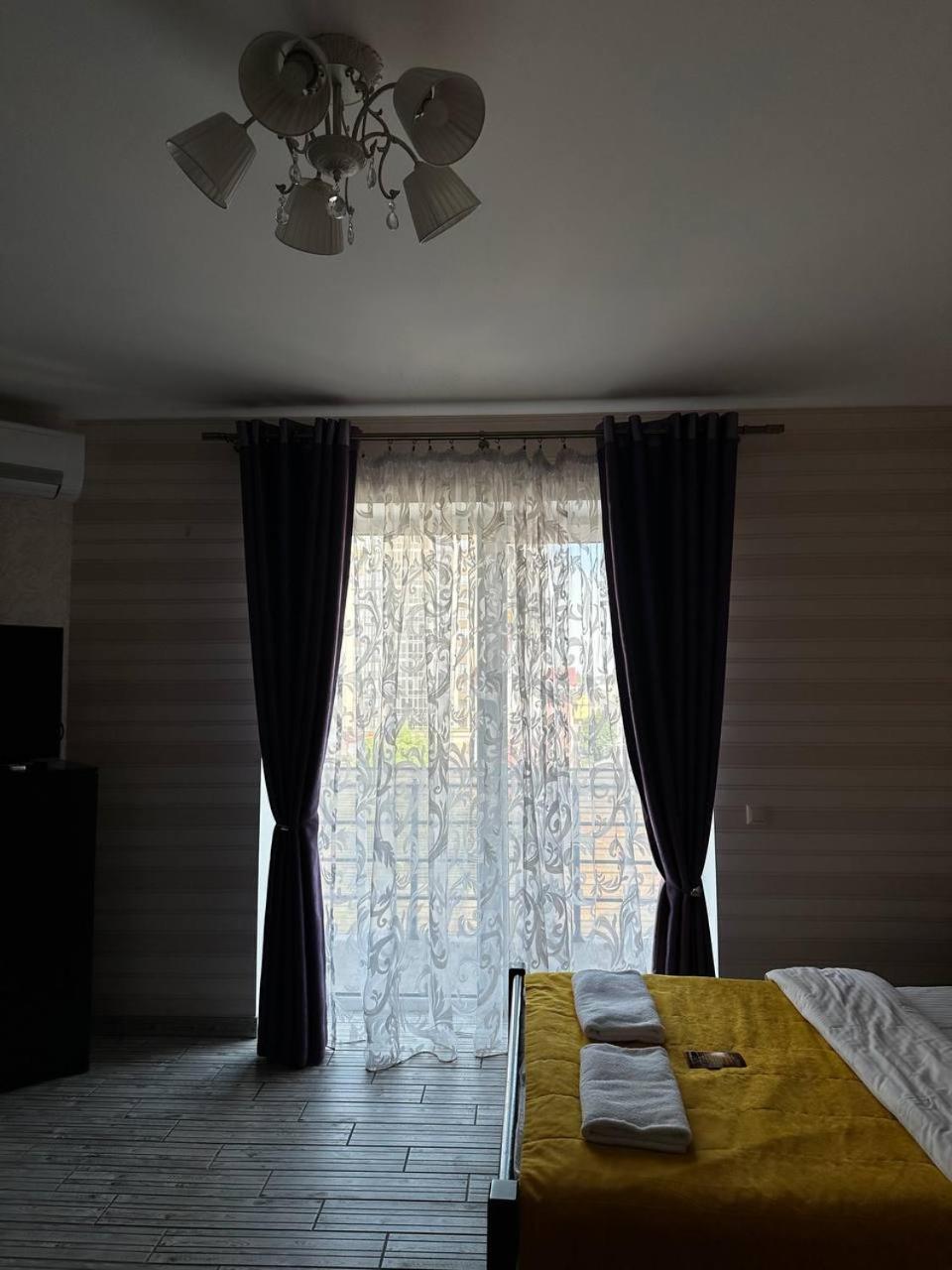 Space Apart Hotel Łuck Pokój zdjęcie