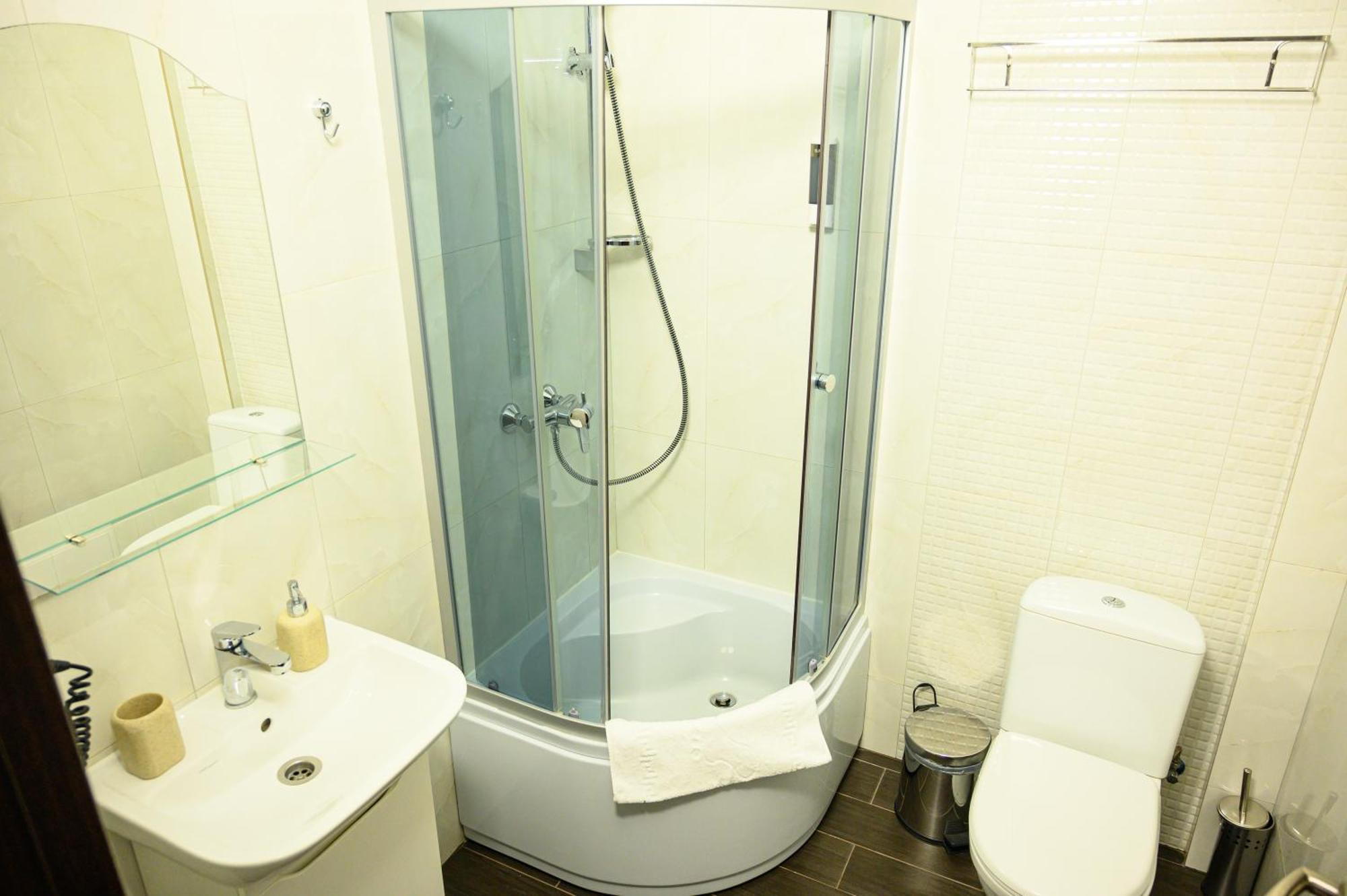 Space Apart Hotel Łuck Zewnętrze zdjęcie